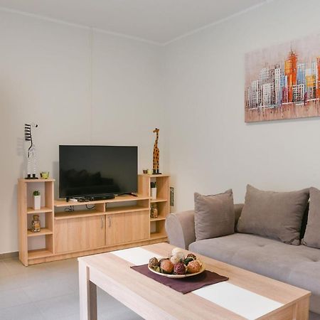Centar Lux 3 Apartment Зренянин Екстериор снимка
