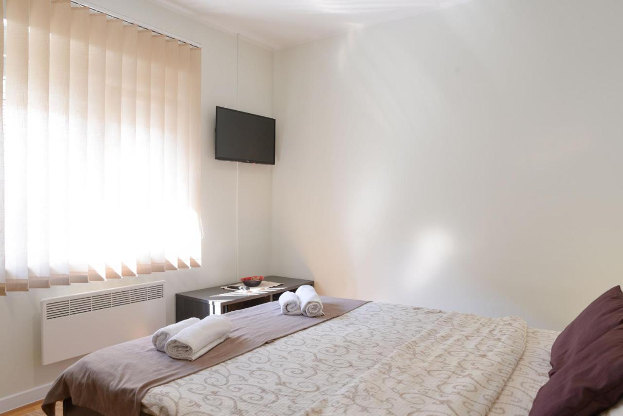 Centar Lux 3 Apartment Зренянин Екстериор снимка