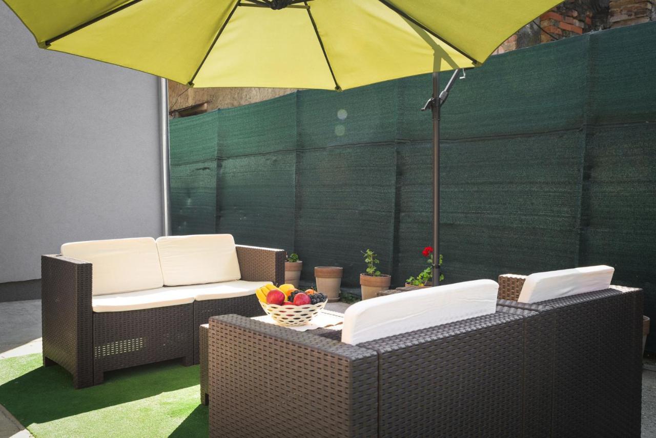 Centar Lux 3 Apartment Зренянин Екстериор снимка
